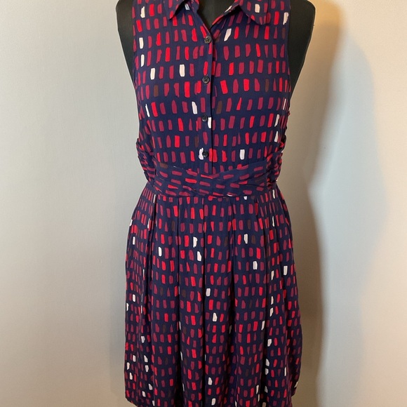 12. 11 1 TYLHO Sleeveless Patterned Black and Red Collared Dress Size Medium - Picture 5 of 9